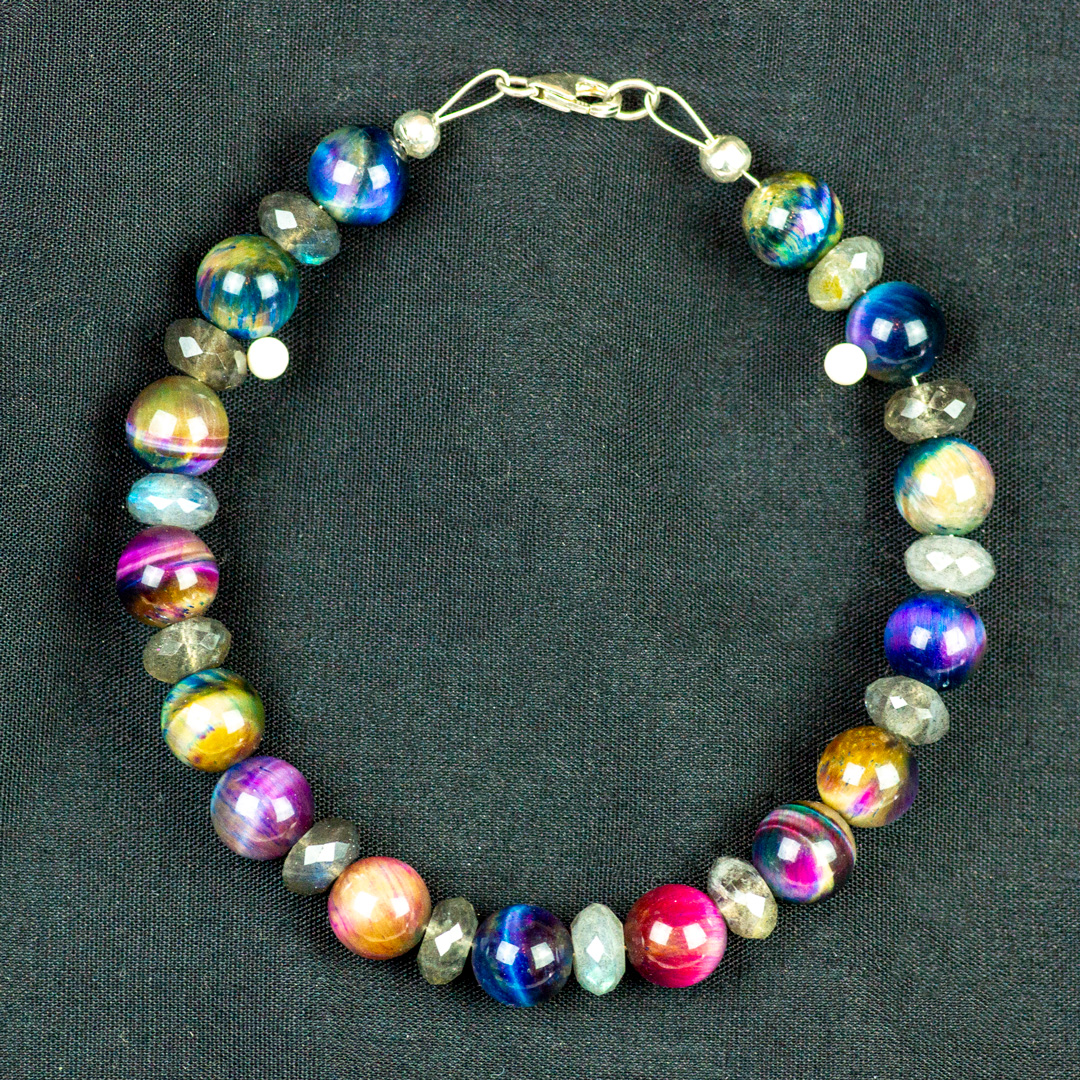 Rainbow Cats Eye and Labrodorite Beaded Bracelet